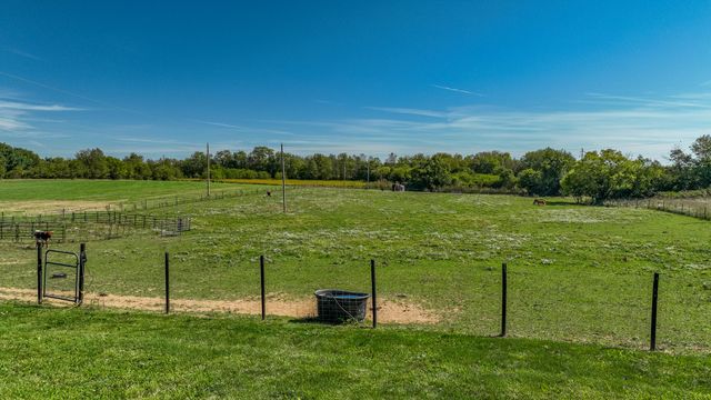 1270 Sewell Shop Road, Winchester, KY 40391