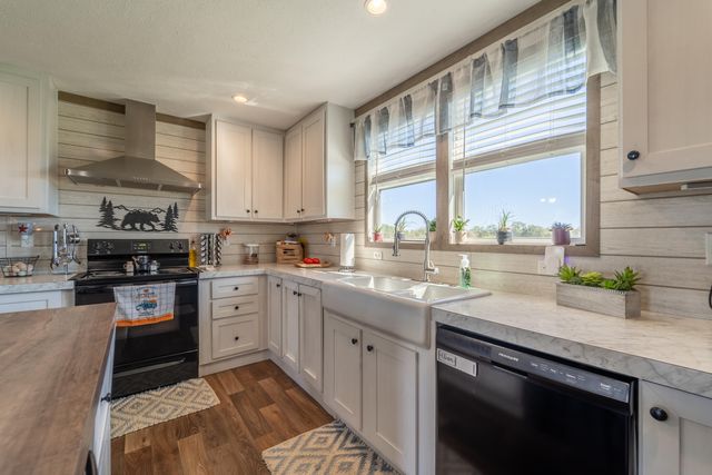 1270 Sewell Shop Road, Winchester, KY 40391