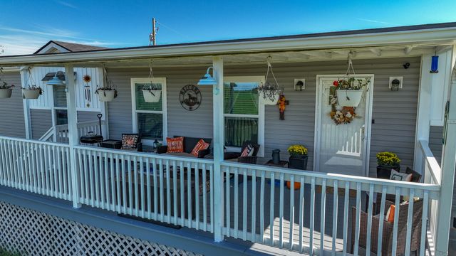 1270 Sewell Shop Road, Winchester, KY 40391