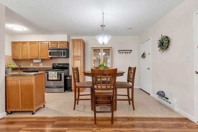 18 Dailey St H, Attleboro, MA 02703