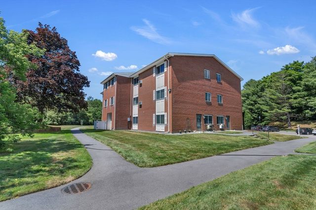 18 Dailey St H, Attleboro, MA 02703