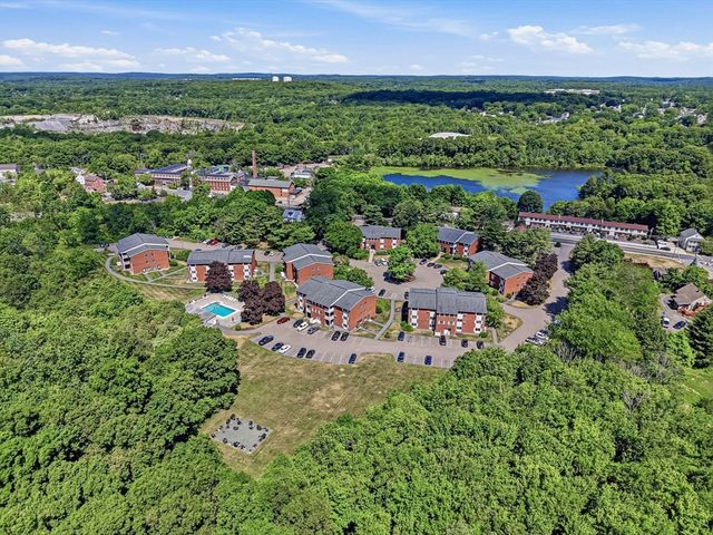 18 Dailey St H, Attleboro, MA 02703