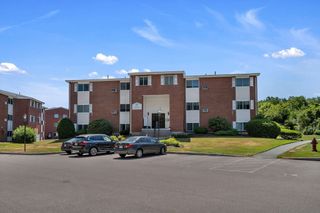 18 Dailey St H, Attleboro, MA 02703