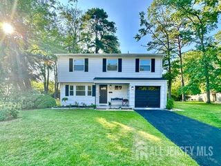 20 Evelyn Terrace, Spotswood, NJ 08884