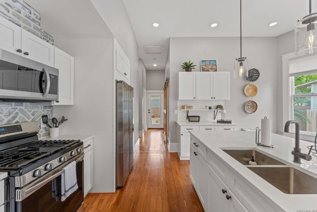 124 Panama, San Antonio, TX 78210