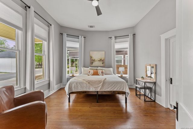 124 Panama, San Antonio, TX 78210
