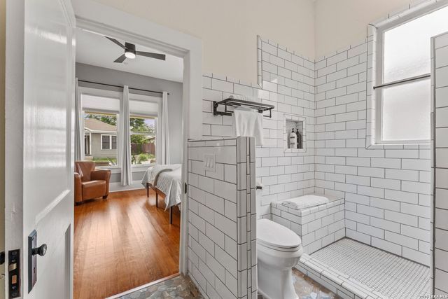 124 Panama, San Antonio, TX 78210