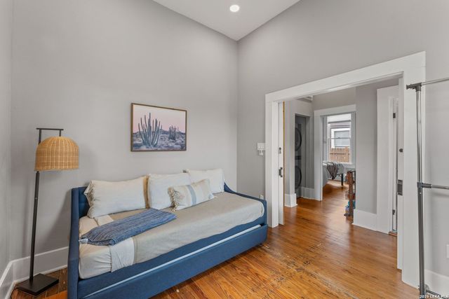 124 Panama, San Antonio, TX 78210