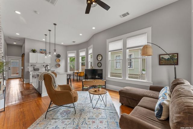 124 Panama, San Antonio, TX 78210