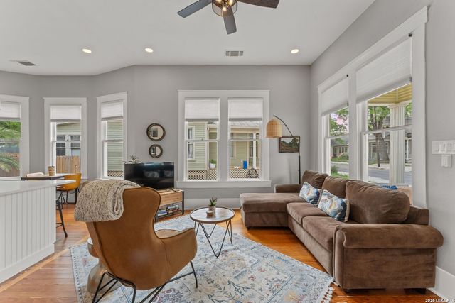 124 Panama, San Antonio, TX 78210