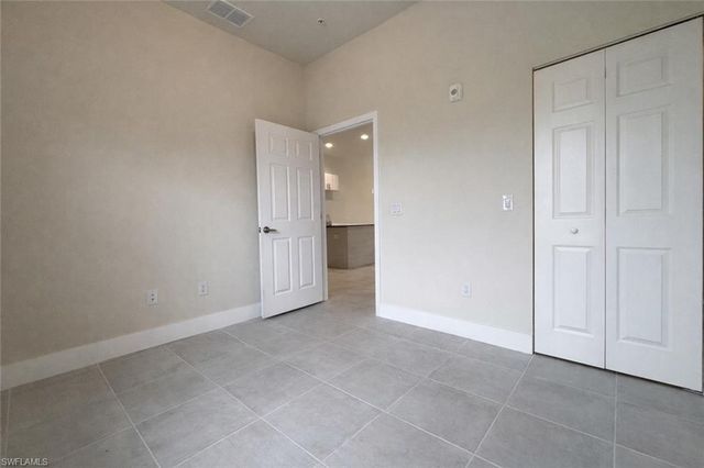 3325 SW 8th PL 106, Cape Coral, FL 33914