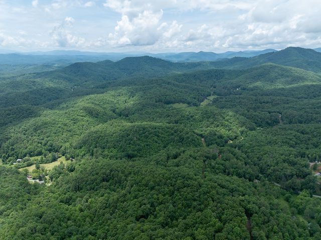 318 Page Lane, Murphy, NC 28906