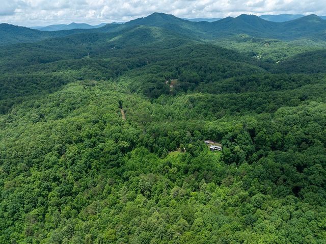 318 Page Lane, Murphy, NC 28906