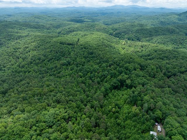 318 Page Lane, Murphy, NC 28906