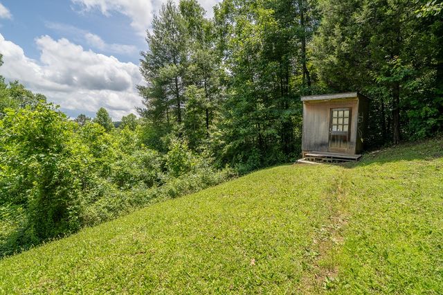 318 Page Lane, Murphy, NC 28906