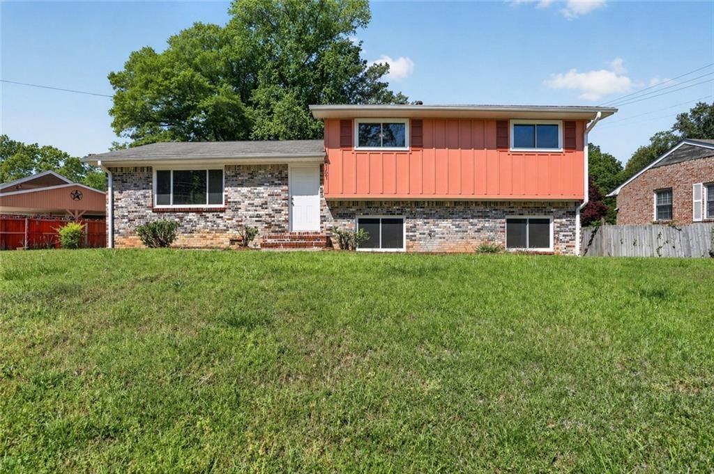 Image 1 of property listing at 6107 Winview Drive, Forest Park, GA 30297