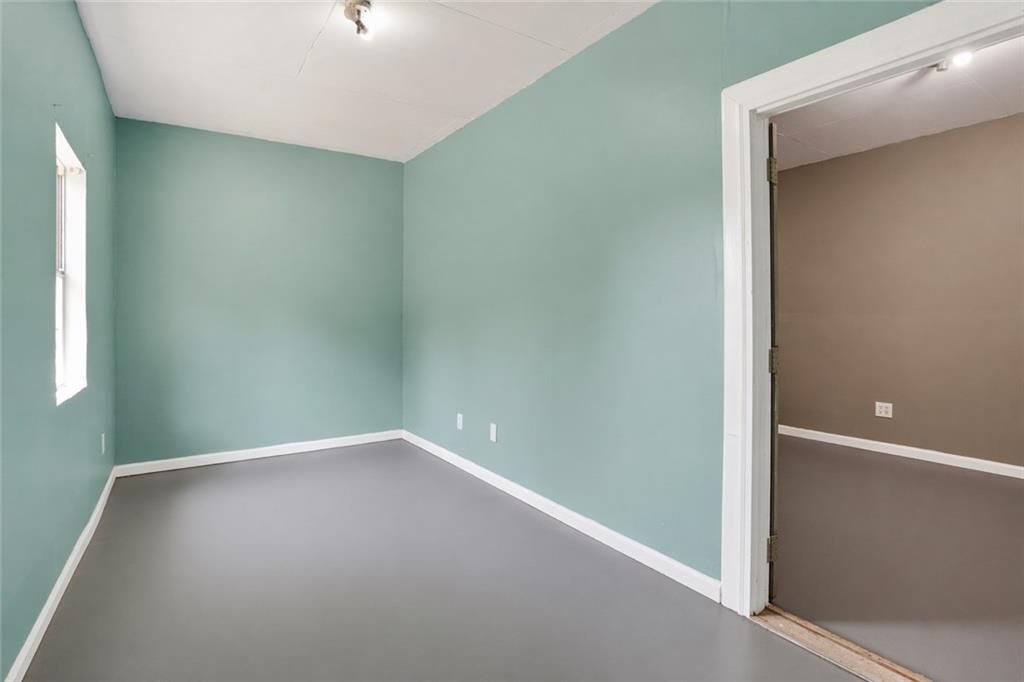 Image 26 of property listing at 6107 Winview Drive, Forest Park, GA 30297