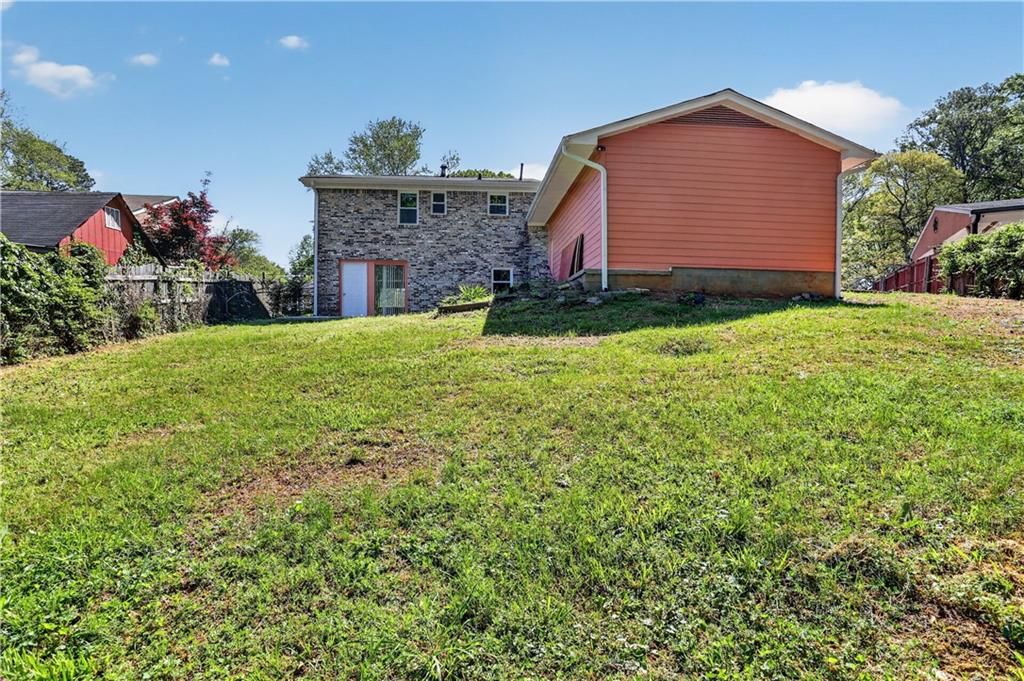 Image 30 of property listing at 6107 Winview Drive, Forest Park, GA 30297