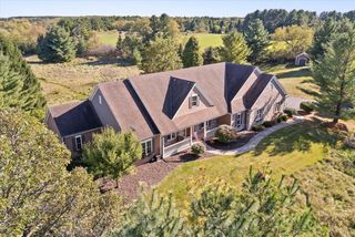 1123 Riley ROAD, Hartford, WI 53027