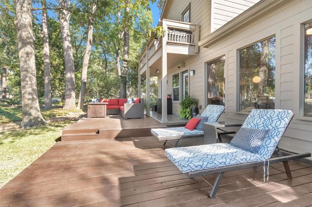 117 Clear Springs Drive, Montgomery, TX 77356