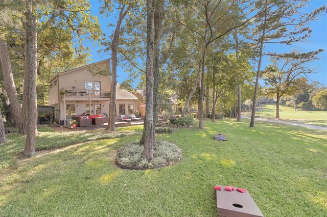 117 Clear Springs Drive, Montgomery, TX 77356