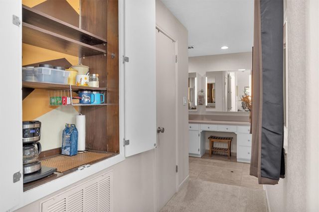 117 Clear Springs Drive, Montgomery, TX 77356
