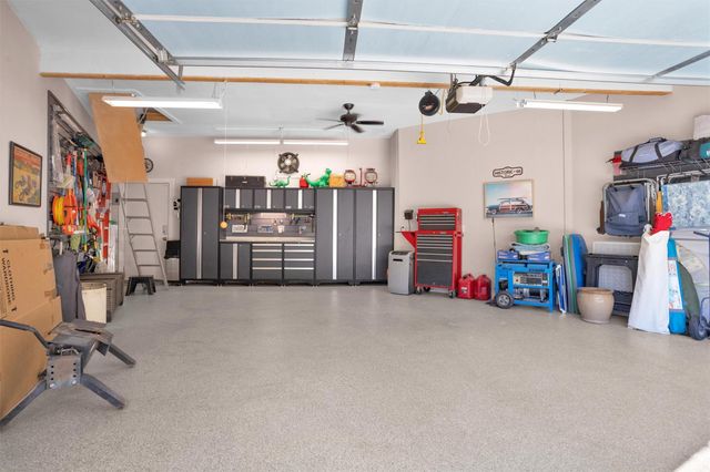 117 Clear Springs Drive, Montgomery, TX 77356