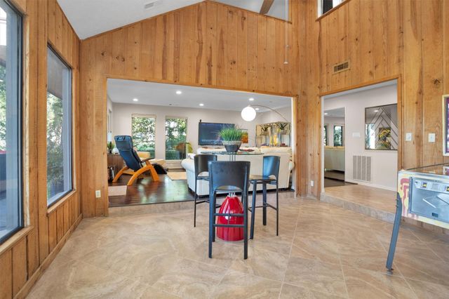 117 Clear Springs Drive, Montgomery, TX 77356