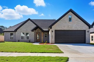 4833 Coronell Way, Bryant, AR 72002