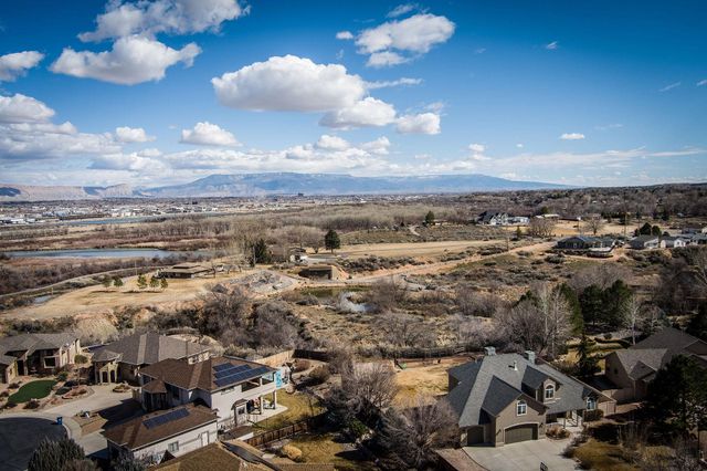 2069 Spur Cross Road, Grand Junction, CO 81507