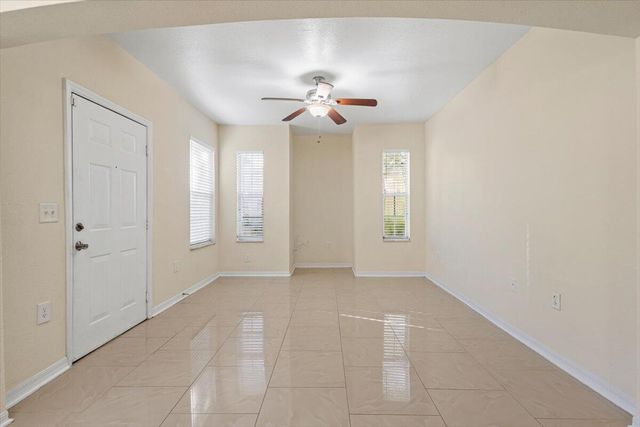 110 SW Peacock Boulevard 6101, Port St. Lucie, FL 34986