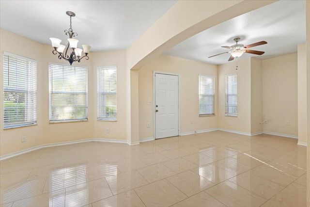 110 SW Peacock Boulevard 6101, Port St. Lucie, FL 34986