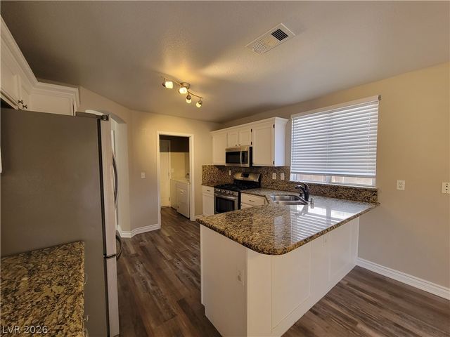8218 Tone Street, Las Vegas, NV 89123