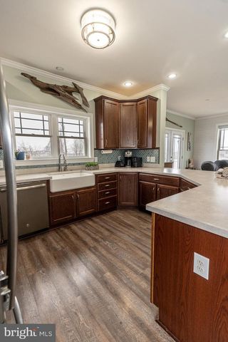 9031 HINTON AVE, Baltimore, MD 21219