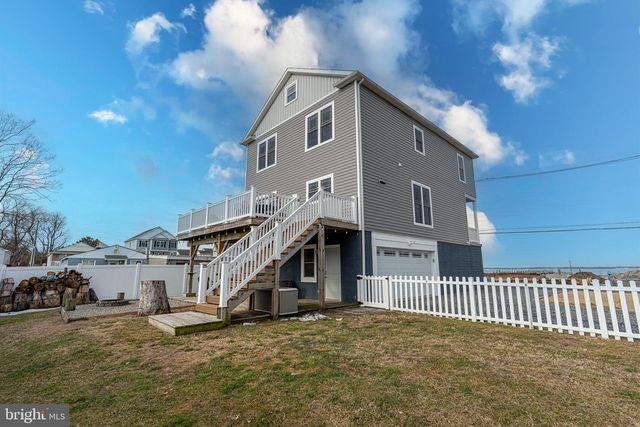 9031 HINTON AVE, Baltimore, MD 21219