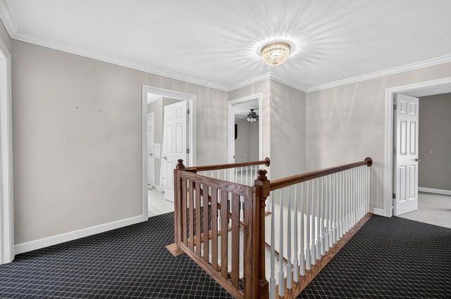 2892 Forest Down, Fitchburg, WI 53711