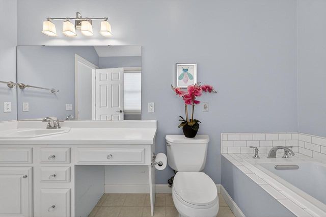 2892 Forest Down, Fitchburg, WI 53711