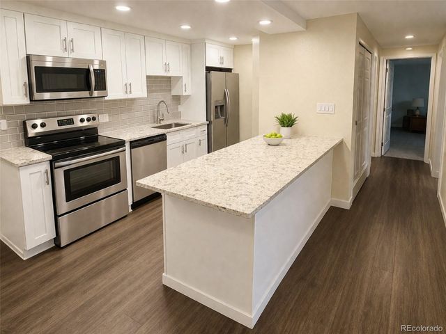 16259 W 10th Avenue E2, Golden, CO 80401