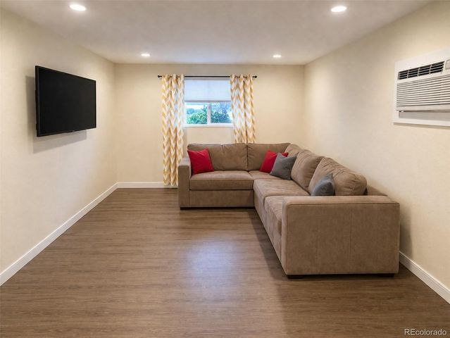 16259 W 10th Avenue E2, Golden, CO 80401