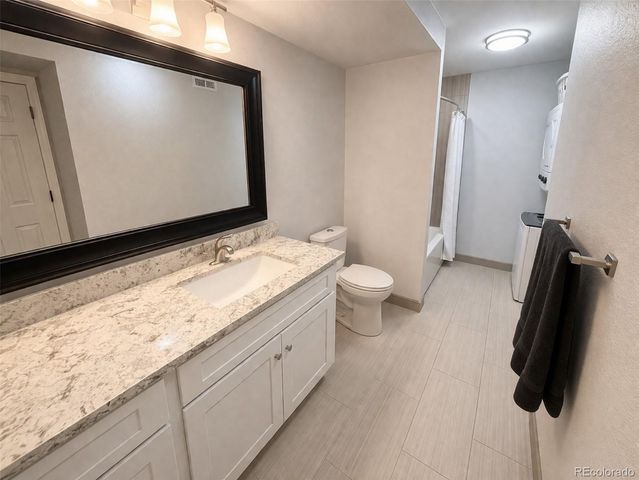 16259 W 10th Avenue E2, Golden, CO 80401