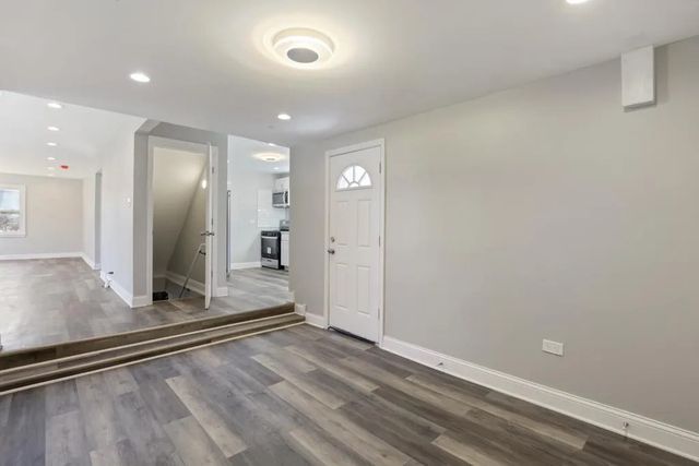 1S480 Monterey Avenue, Oakbrook Terrace, IL 60181