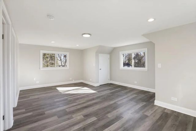 1S480 Monterey Avenue, Oakbrook Terrace, IL 60181