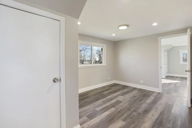 1S480 Monterey Avenue, Oakbrook Terrace, IL 60181