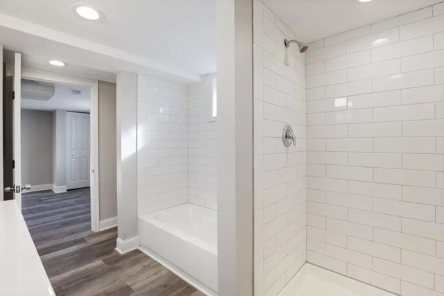 1S480 Monterey Avenue, Oakbrook Terrace, IL 60181