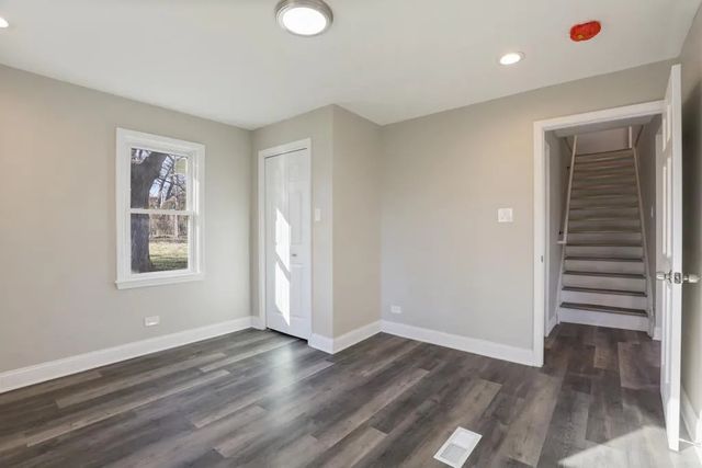 1S480 Monterey Avenue, Oakbrook Terrace, IL 60181