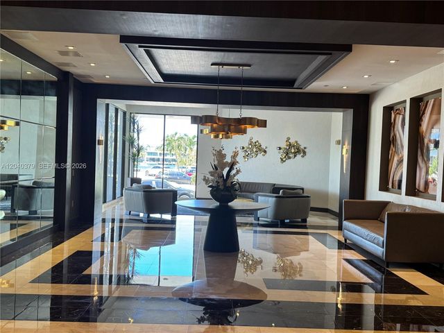 20505 E Country Club Dr 835, Aventura, FL 33180