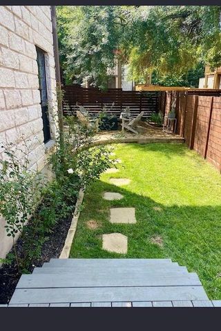 903 Cardinal A, Austin, TX 78704