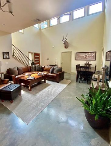 903 Cardinal A, Austin, TX 78704