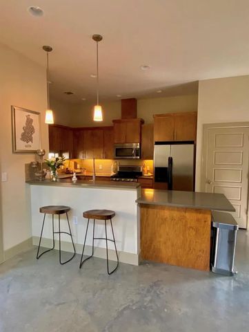 903 Cardinal A, Austin, TX 78704