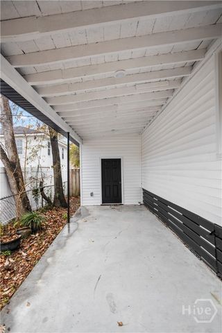 104 Smith Avenue, Savannah, GA 31408